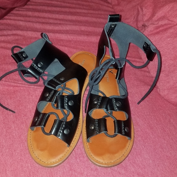 American Eagle Sandals - Picture 1 of 1